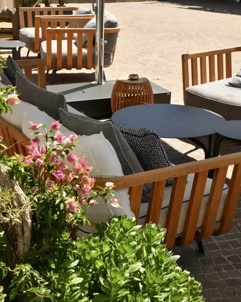 Caffe Della Piazza La Scogliera Group Gallery 4